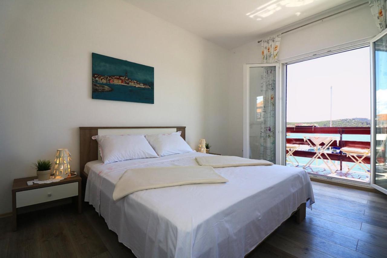 Apartmani Mikin เบทินา ภายนอก รูปภาพ