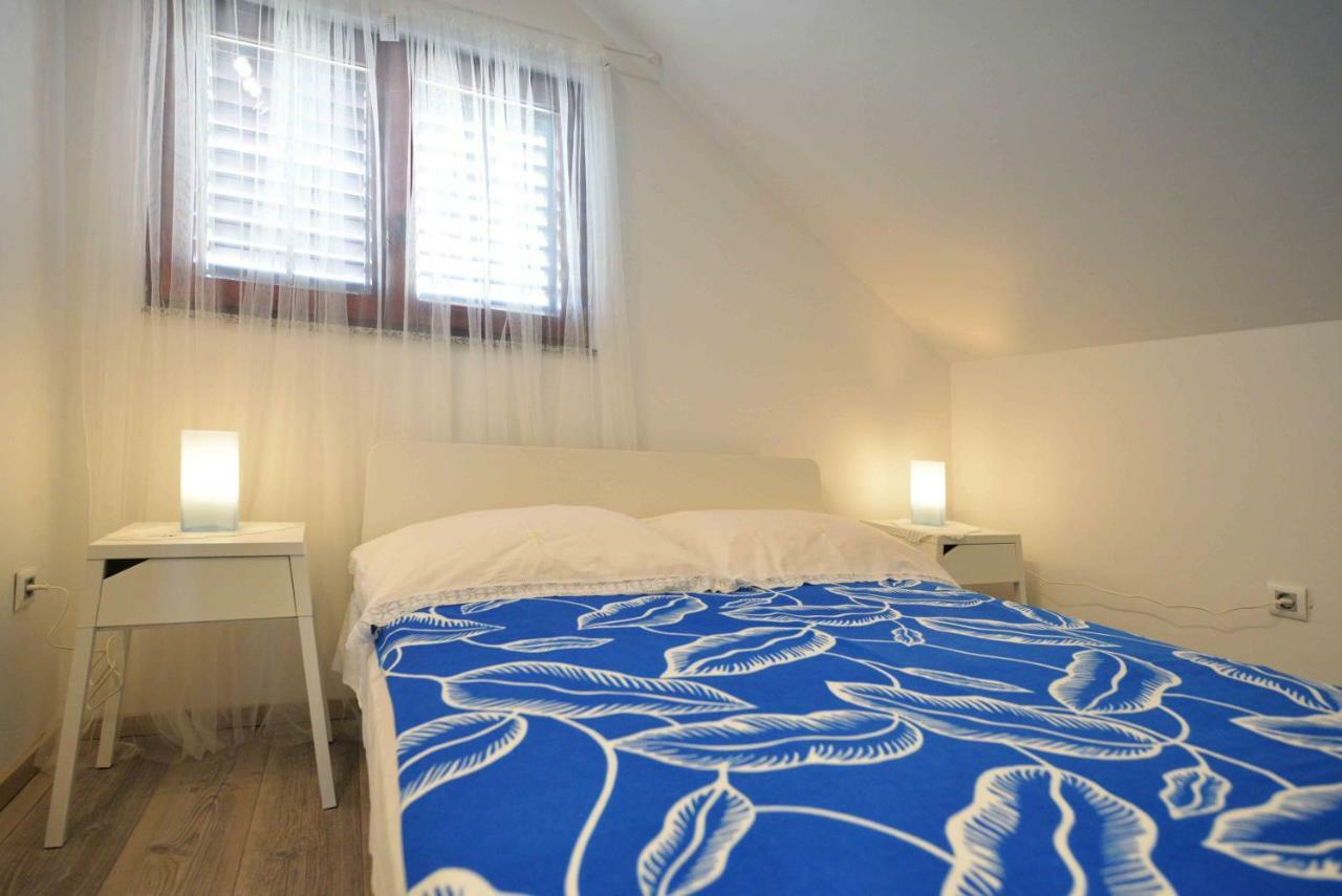 Apartmani Mikin เบทินา ภายนอก รูปภาพ