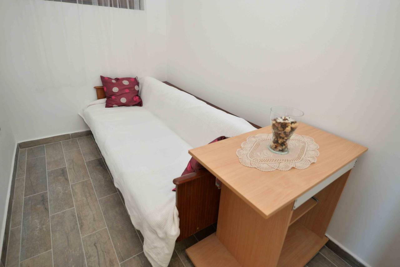 Apartmani Mikin เบทินา ภายนอก รูปภาพ